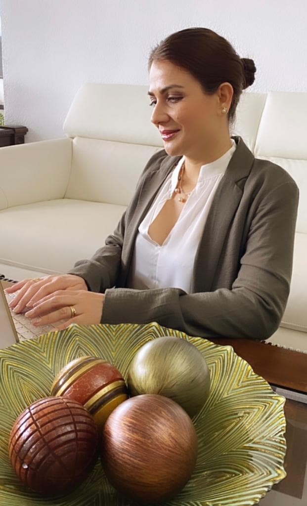 MSc. Verónica Valdez preparada para recibir pacientes en consulta presencial